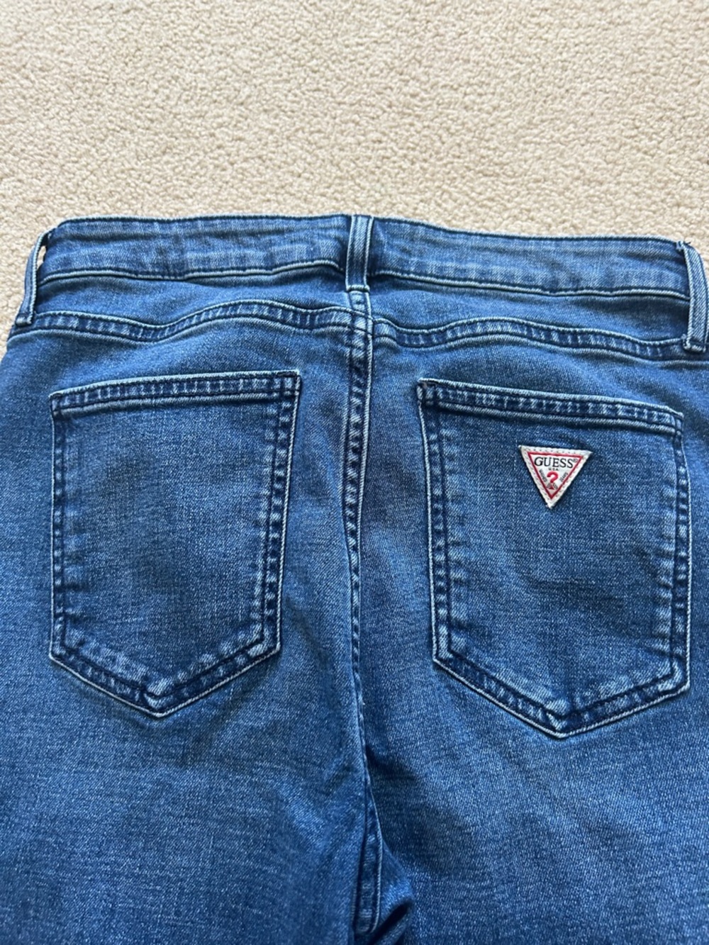 *LIKE NEW* Guess Eco Sexy Flare Jeans size 28 x 32 - Picture 6 of 8